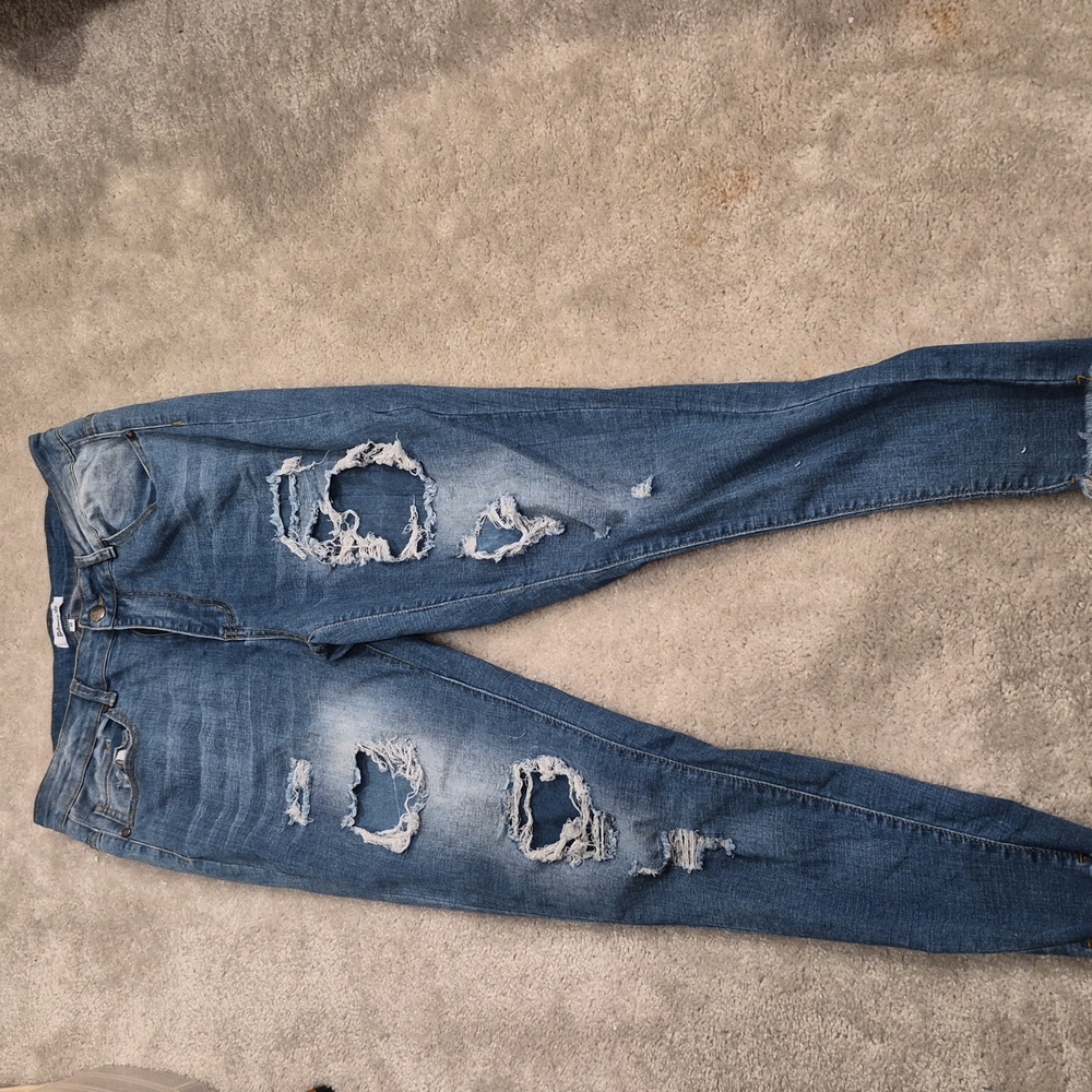 Between Us Ripped Boyfriend Jeans